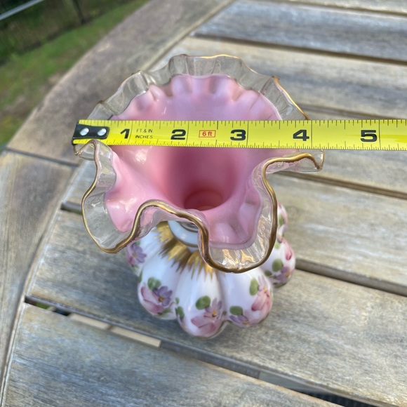 Fenton Charleton Pink Gold Peach Crest Melon Vase - Picture 6 of 6